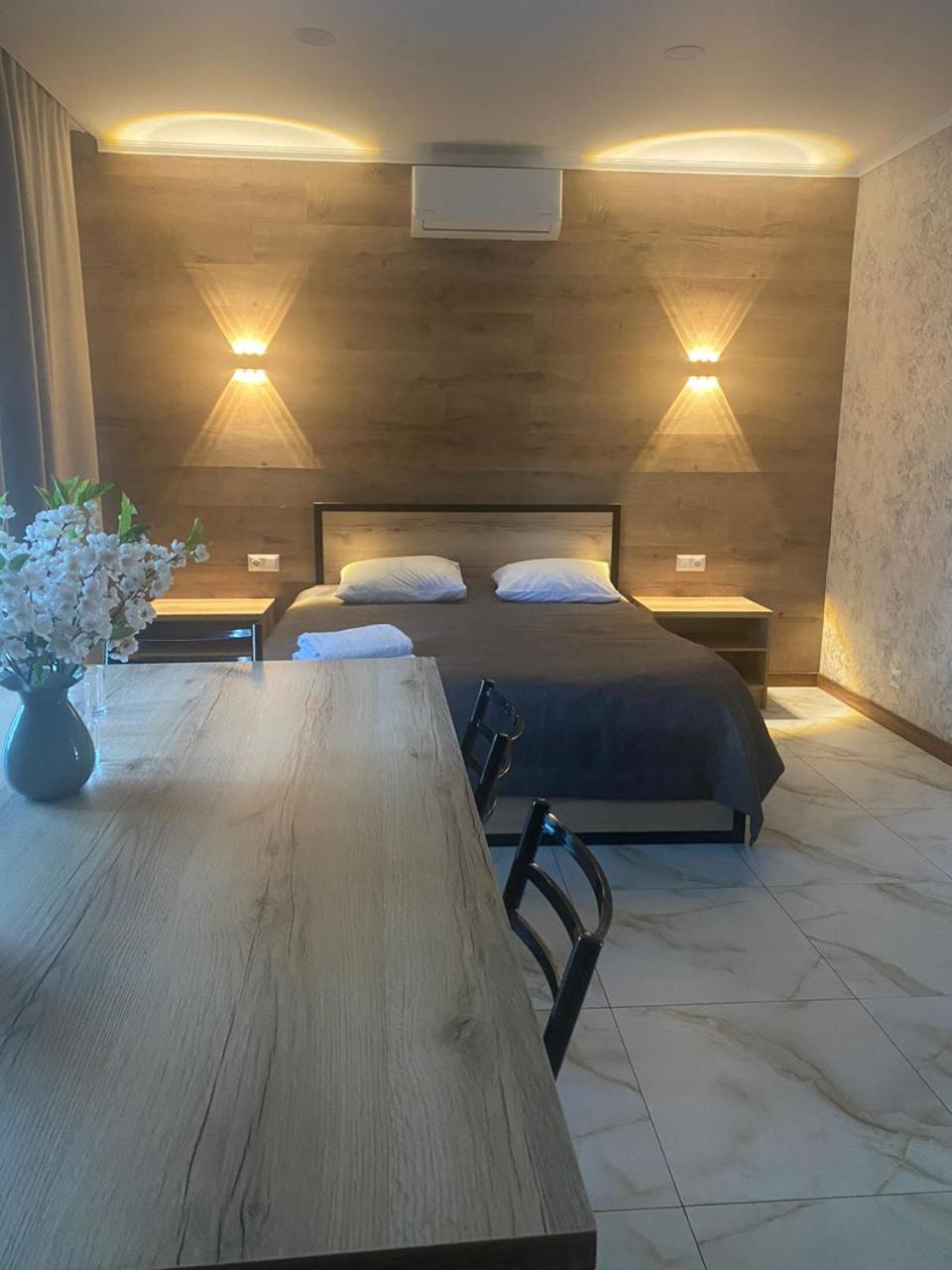 Гостевой Дом Шумкар Азия Guest House Shumkar Asia Bisjkek Buitenkant foto