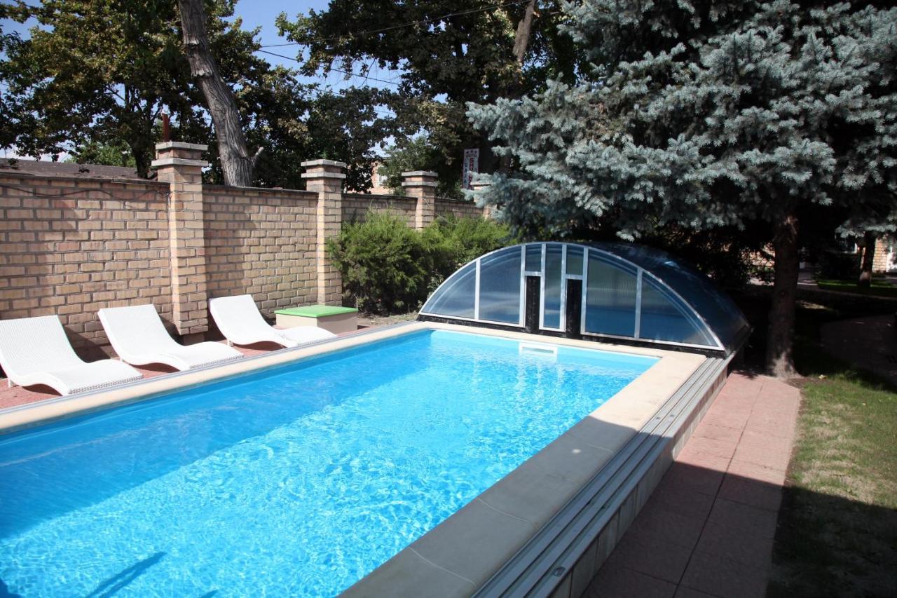 Гостевой Дом Шумкар Азия Guest House Shumkar Asia Bisjkek Buitenkant foto